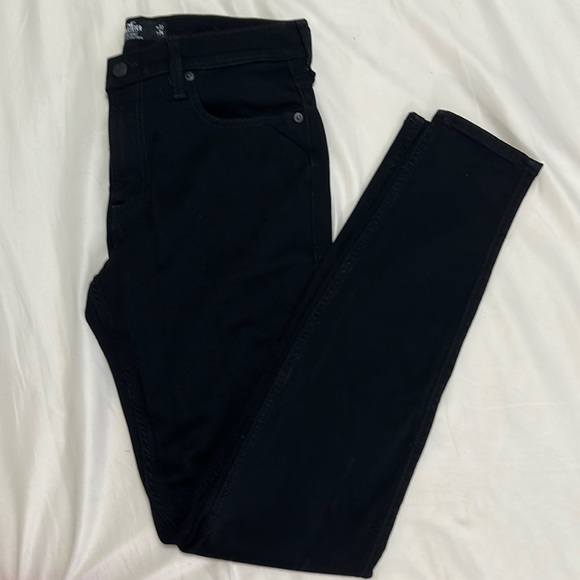 3/$40 Tall Hollister jeans size 32 with 34” inseam - Picture 1 of 3